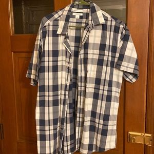Short sleeve button down shirt